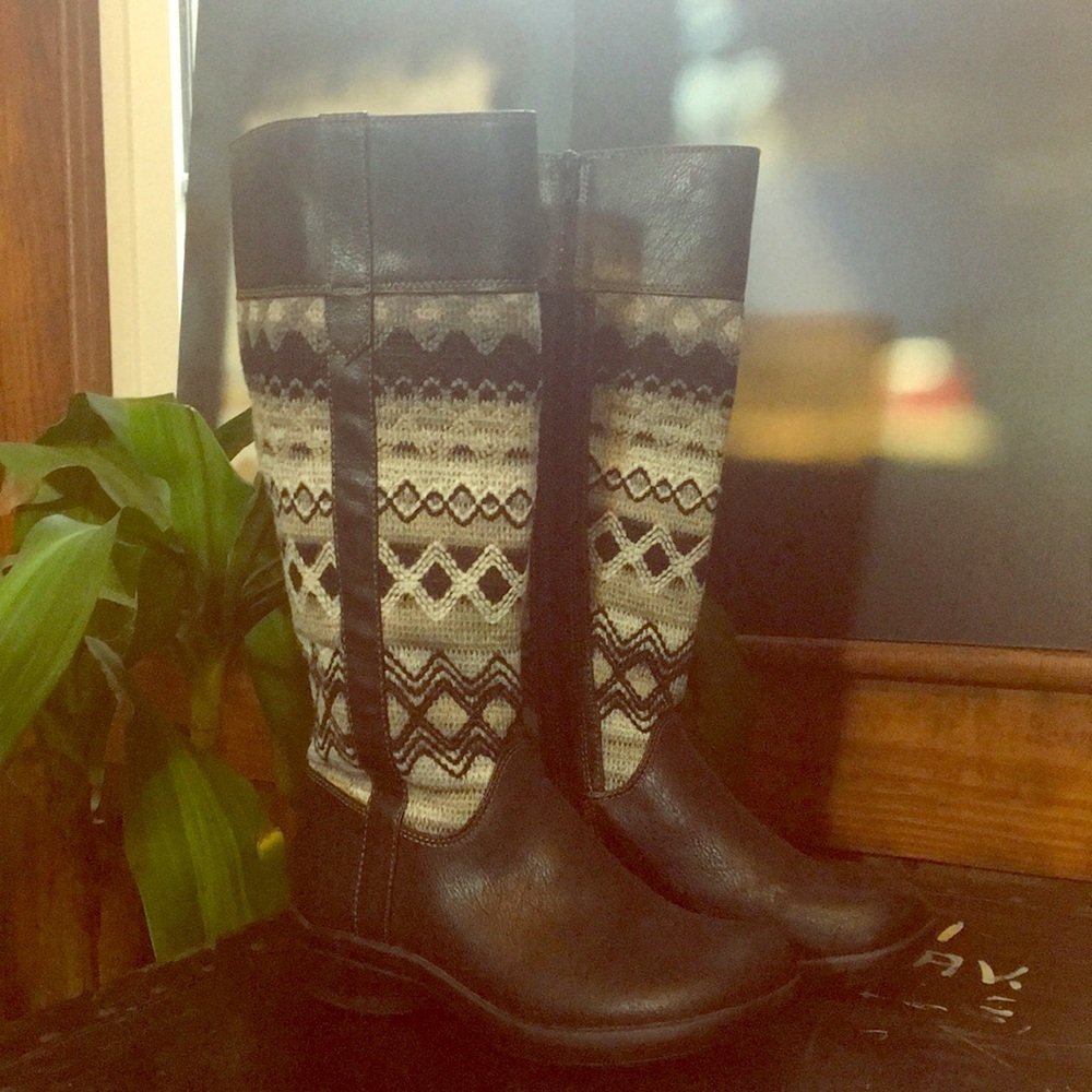 Softspot Black Boots Size 6 Super Comfortable